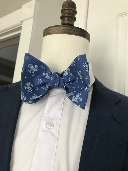 Blueish flower print Bowtie Set