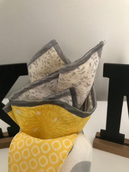 Yellow and Grey Dots Bow tie set