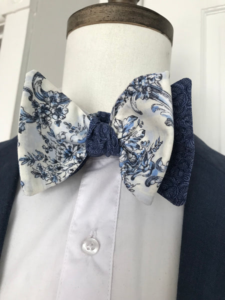 Blue flower print with blue paisley print reversible Bowtie set