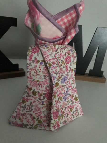 Pink and White Flower print Bowtie Set