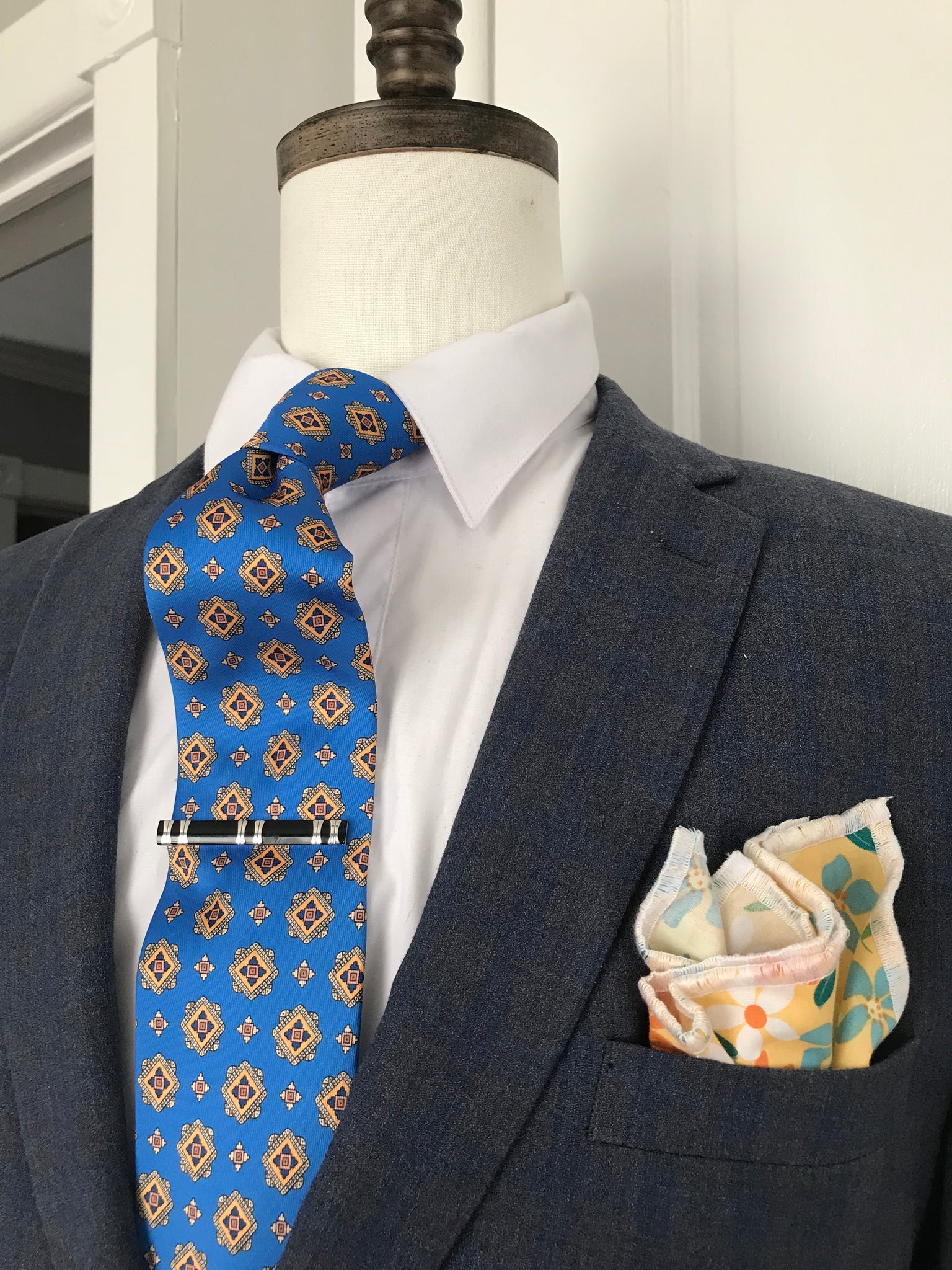 Royal Blue and yellow tones tie set