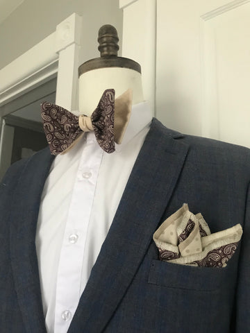 Light burgundy print with beige print reversible Bowtie set (FATBOW)