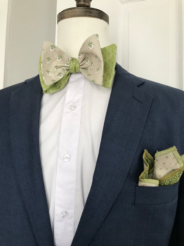 Beige and green print with green print reversible Bowtie set