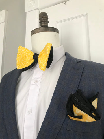 Black check and gold print reversible Bowtie set