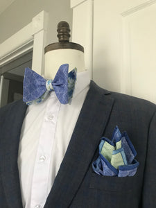 Baby blue print with baby blue and green print reversible Bowtie set