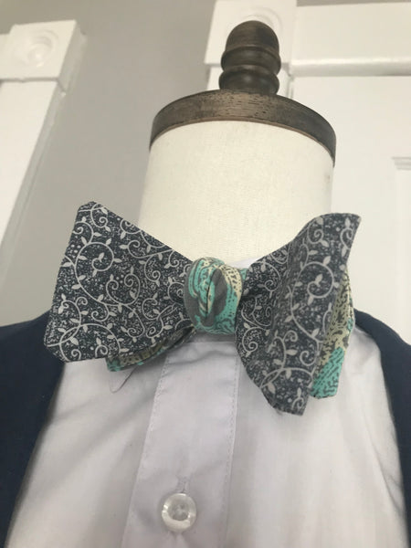 Darker grey with a faint yellow and grey print reversible Bowtie set (TRADITIONAL )